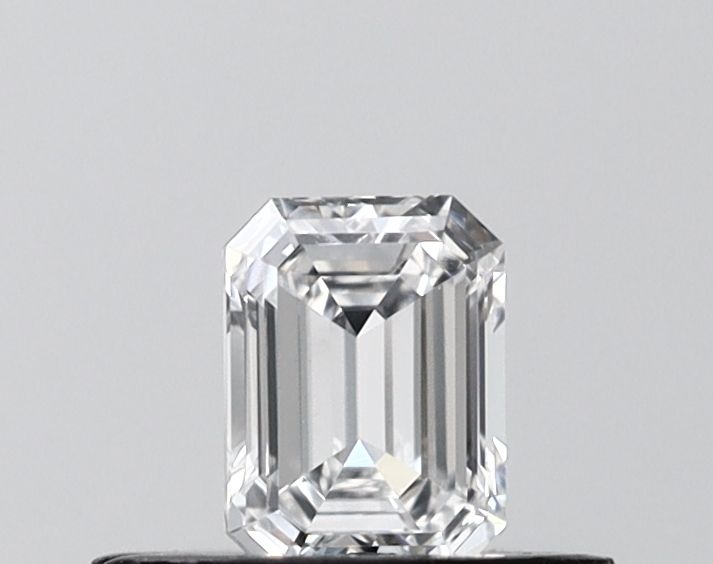 0.36 ct lab-grown Emerald Diamond