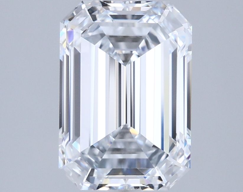 2.57 ct. emerald Lab Grown Diamond front image
