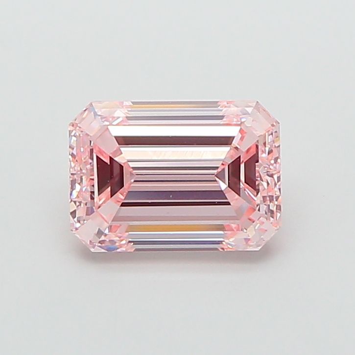 3.01 ct Emerald diamond