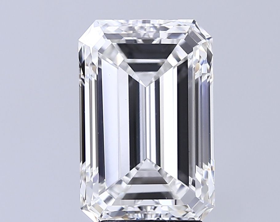5.00 ct. emerald Lab Grown Diamond front image