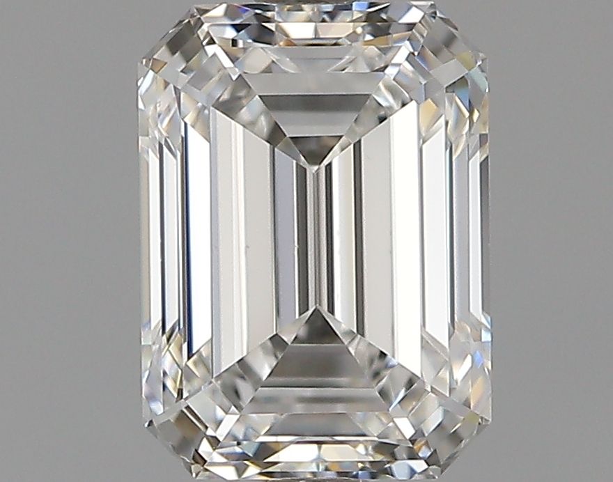 1.30 ct Emerald diamond