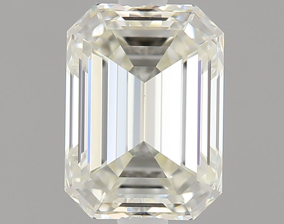 0.80 ct Emerald diamond