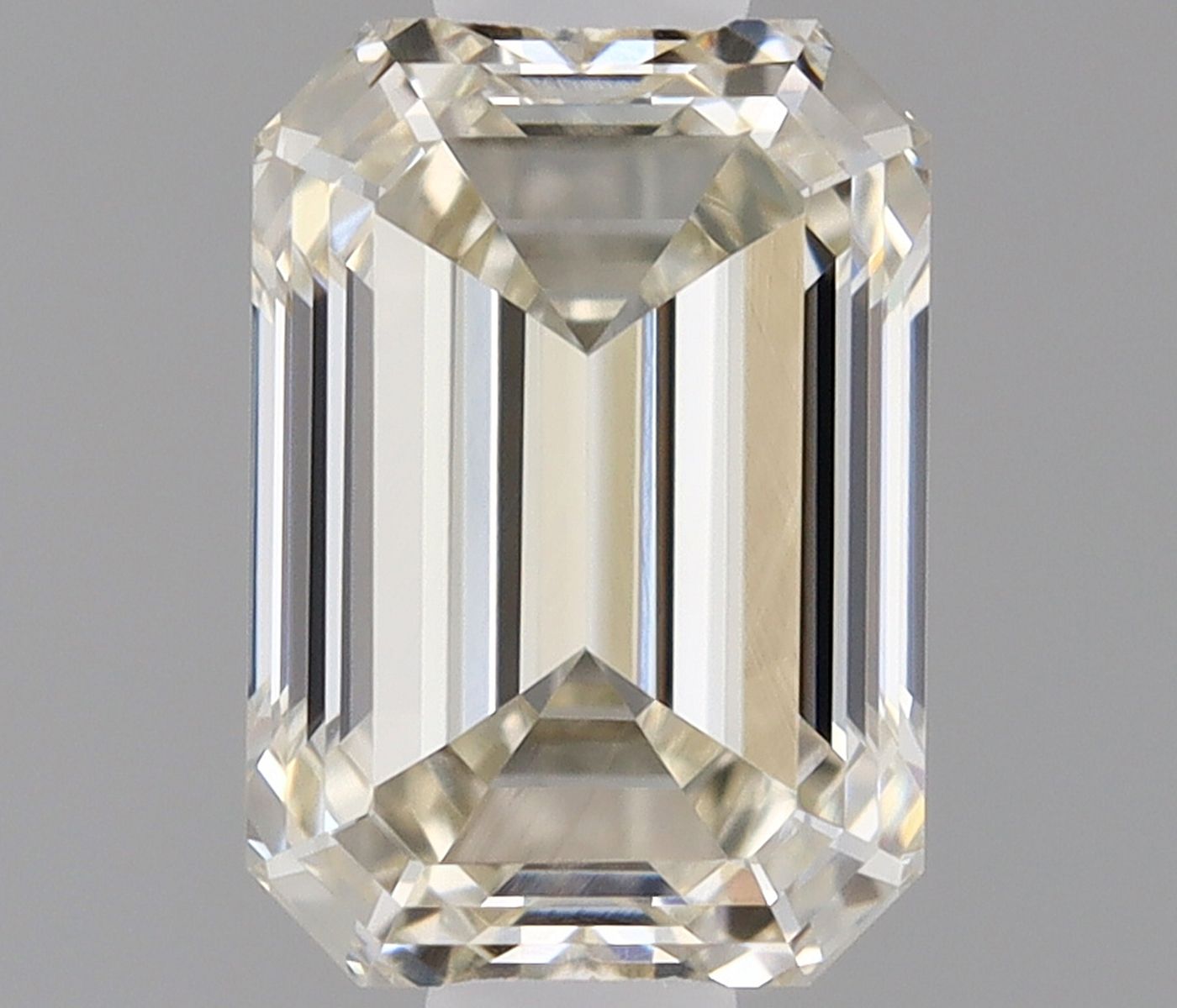 0.52 ct Emerald Diamond