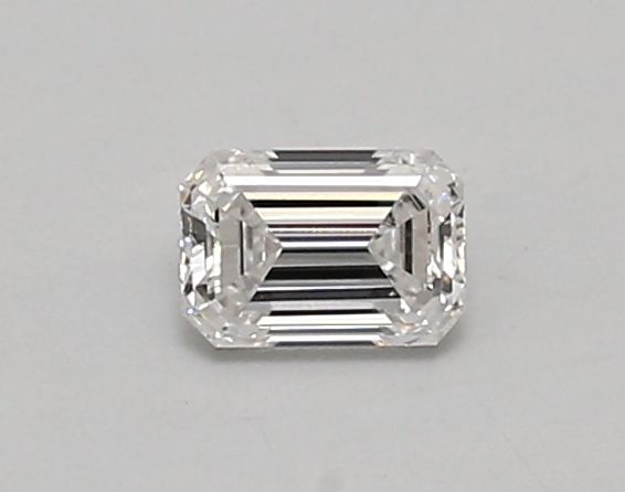 0.46 ct lab-grown Emerald Diamond