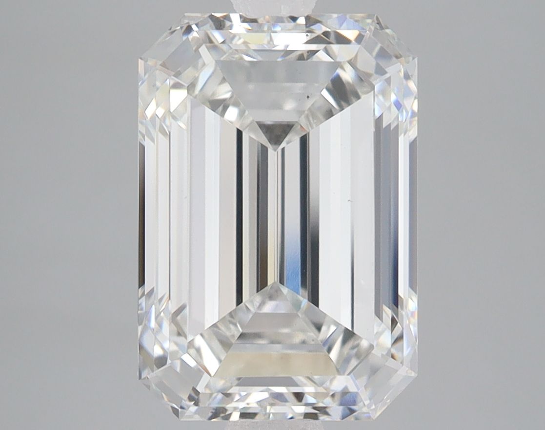 4.71 ct. emerald Lab Grown Diamond front image