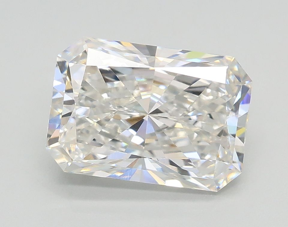 2.01 ct Radiant diamond