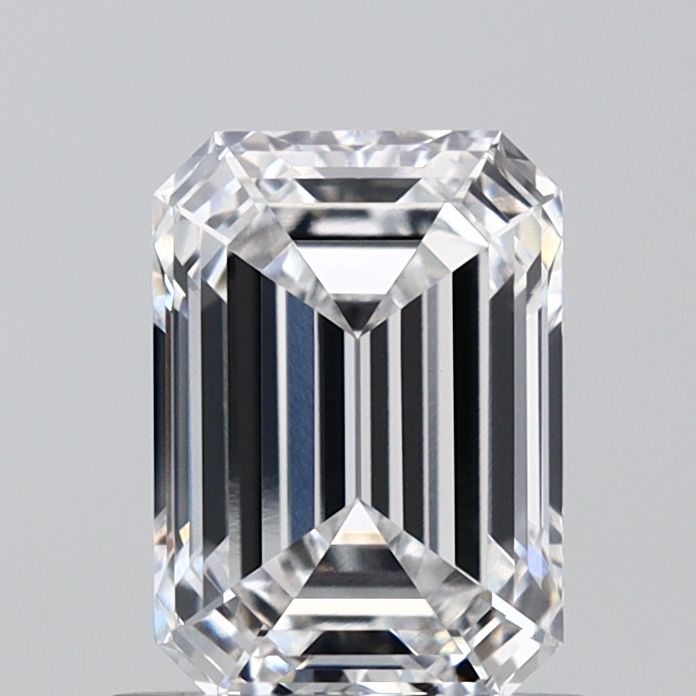 1.05 ct. emerald Lab Grown Diamond front image