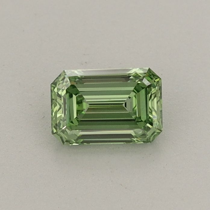 0.41 CT Fancy Vivid Green EMERALD