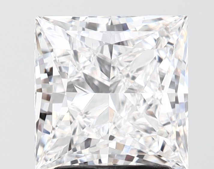 2.56 ct. princess Lab Grown Diamond front image