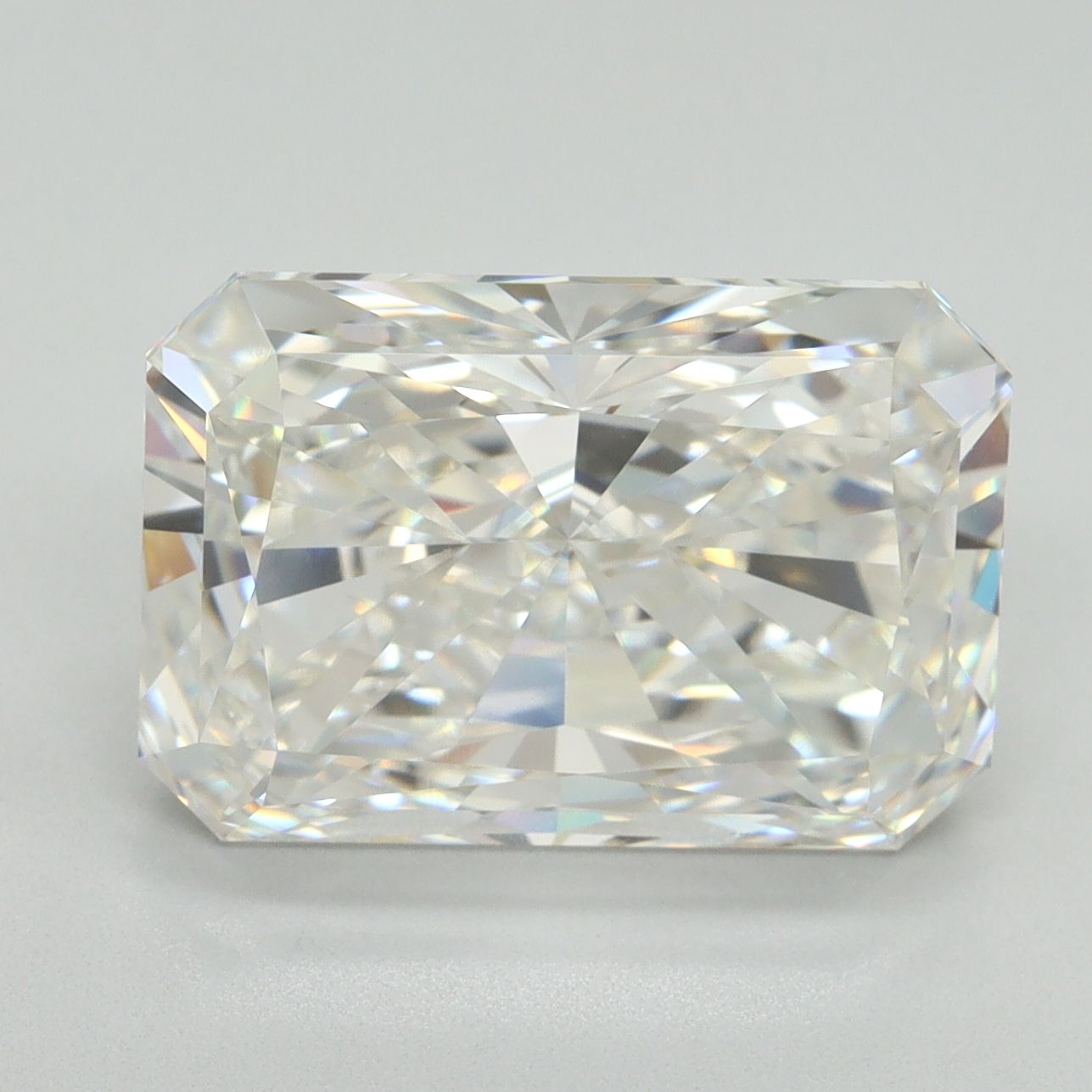 7.17 ct. radiant Lab Grown Diamond front image