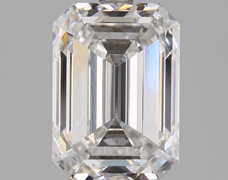 3.19 ct Emerald diamond