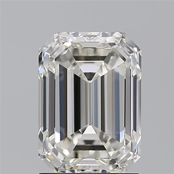 2.01 ct Emerald diamond