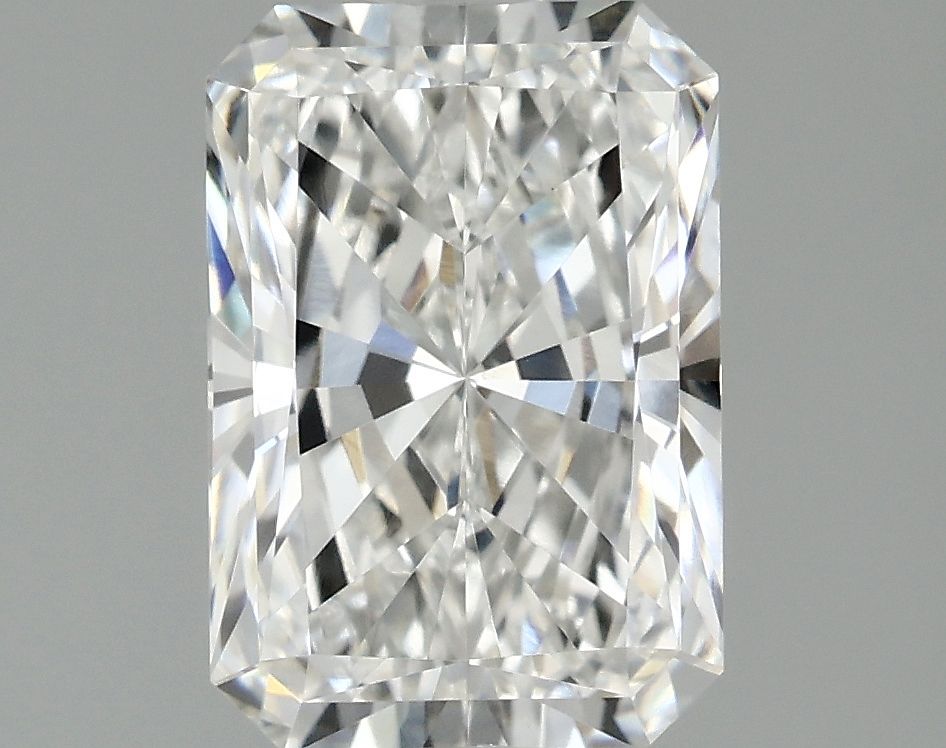 1.57 ct. radiant Lab Grown Diamond front image