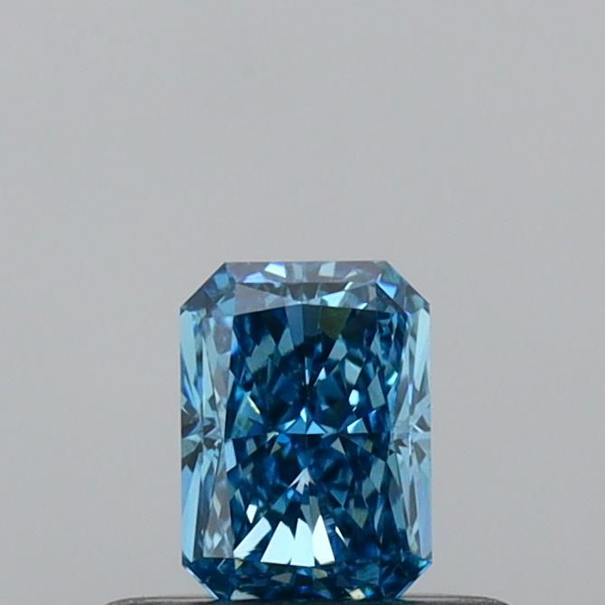 0.35 ct lab-grown Radiant Diamond