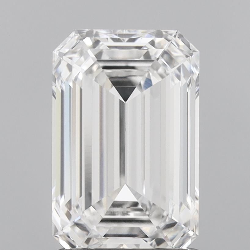 1.57 ct. emerald Lab Grown Diamond front image