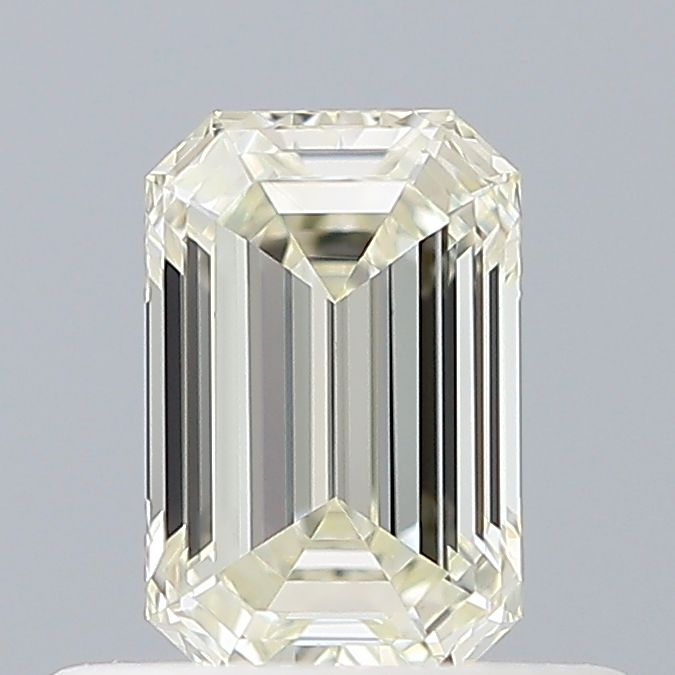0.43 ct Emerald Diamond
