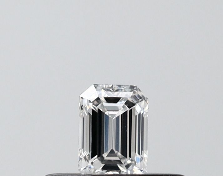 0.23 ct lab-grown Emerald Diamond