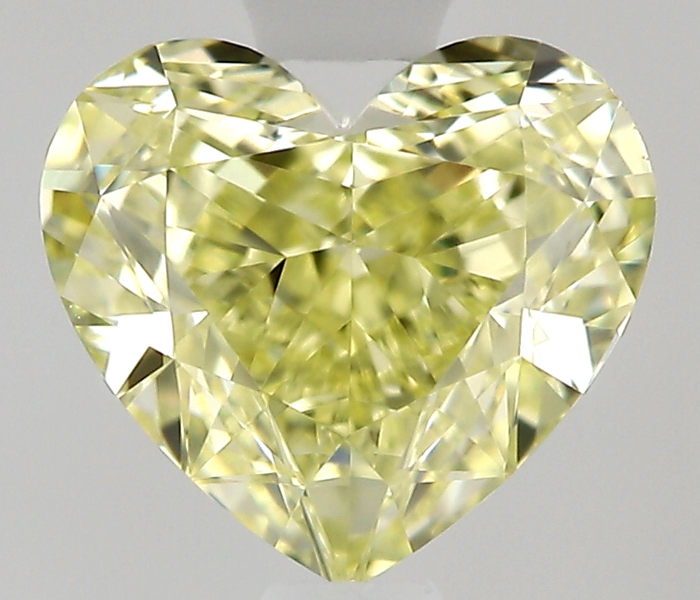 Diament 0.6 ct Fancy Light Yellow/VS2