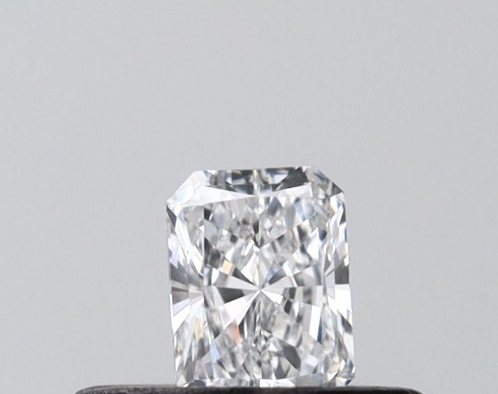 0.21 ct lab-grown Radiant Diamond