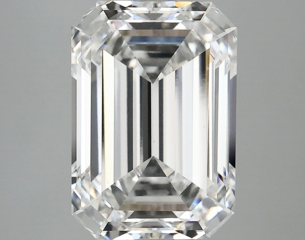 5.10 ct. emerald Lab Grown Diamond front image