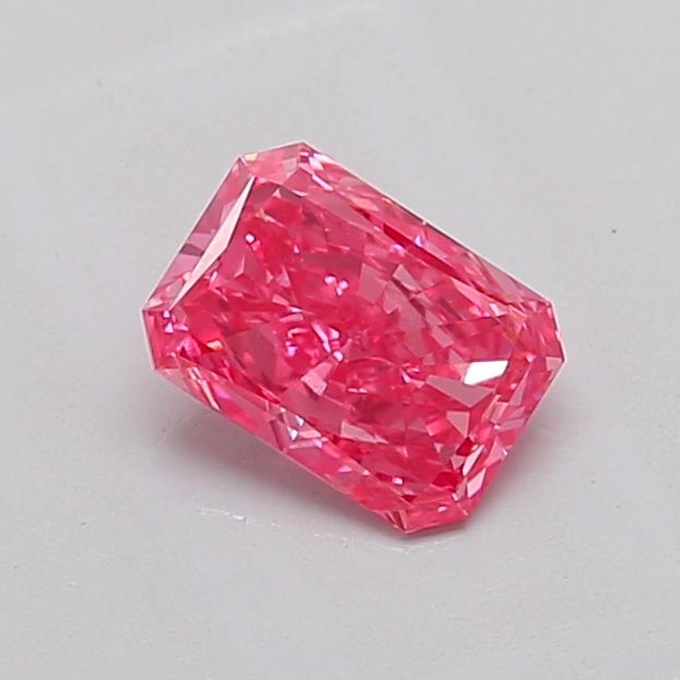 0.85 ct Radiant diamond