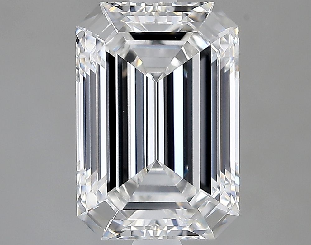 2.56 ct. emerald Lab Grown Diamond front image