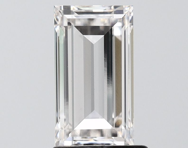 1.55 ct lab-grown Baguette Diamond