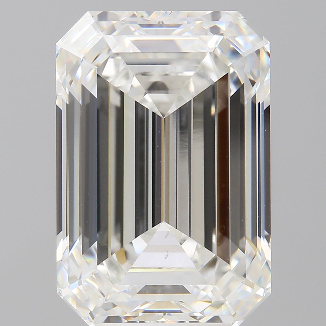 7.59 ct. emerald Lab Grown Diamond front image