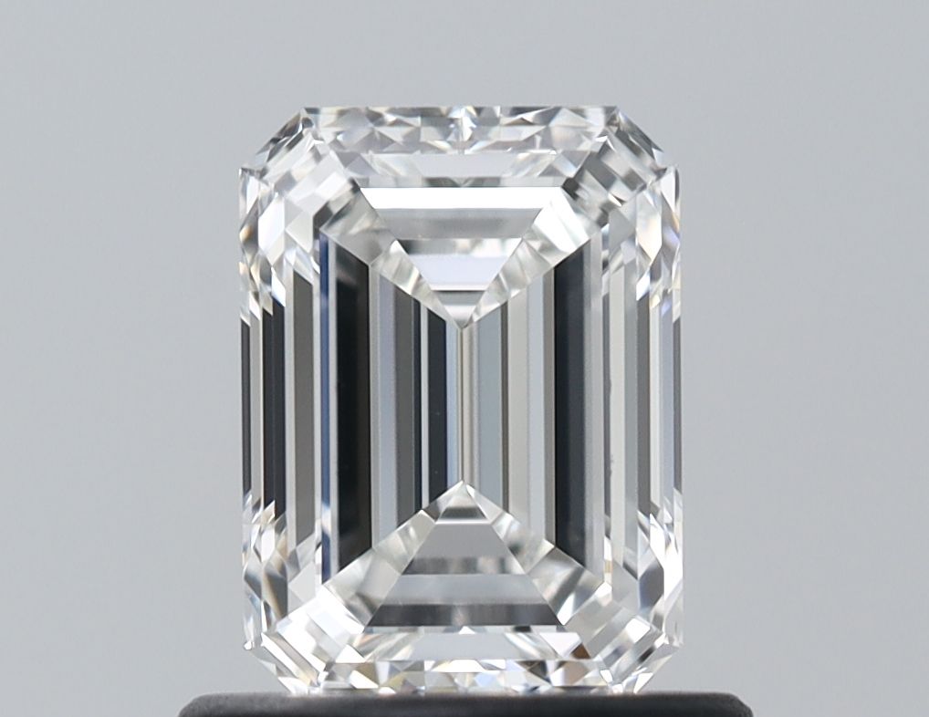 0.81 ct Emerald diamond