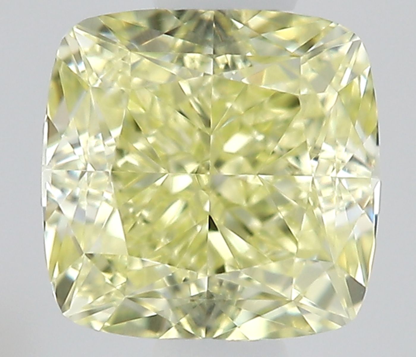 Diament 0.36 ct Fancy Light Yellow/VVS2