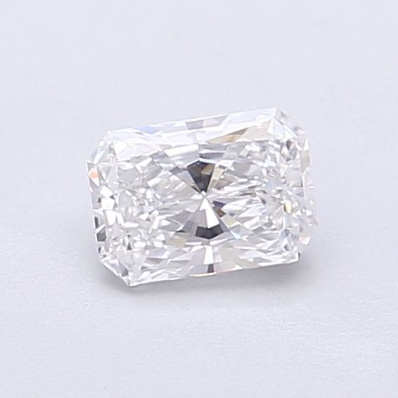 0.47 ct lab-grown Radiant Diamond
