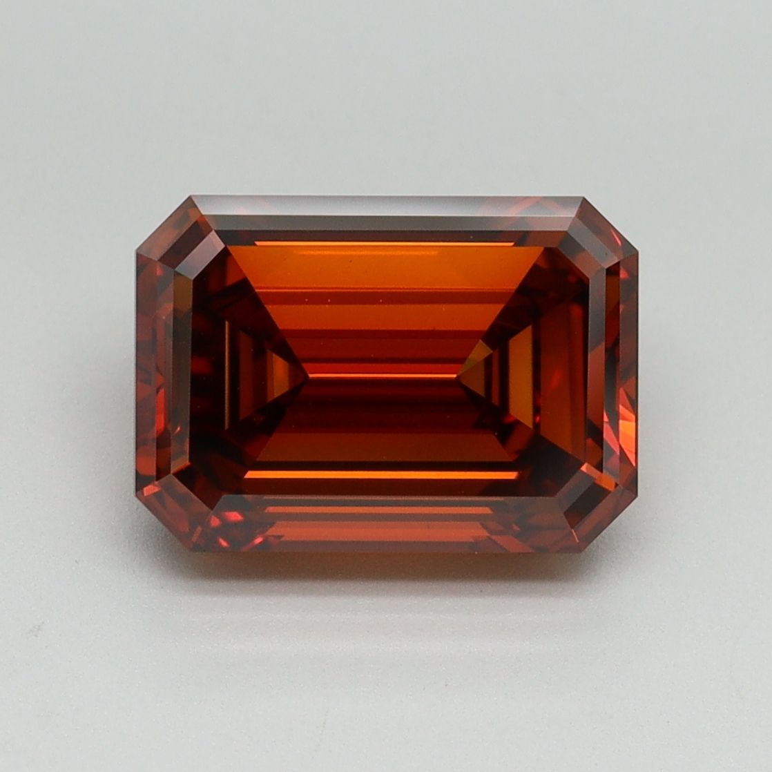 3.15 ct Emerald diamond