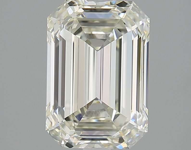 2.51 ct Emerald diamond