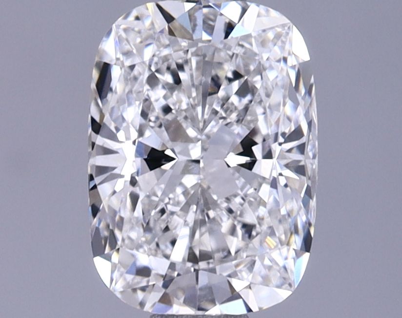 1.1 ct lab-grown Cushion brilliant Diamond