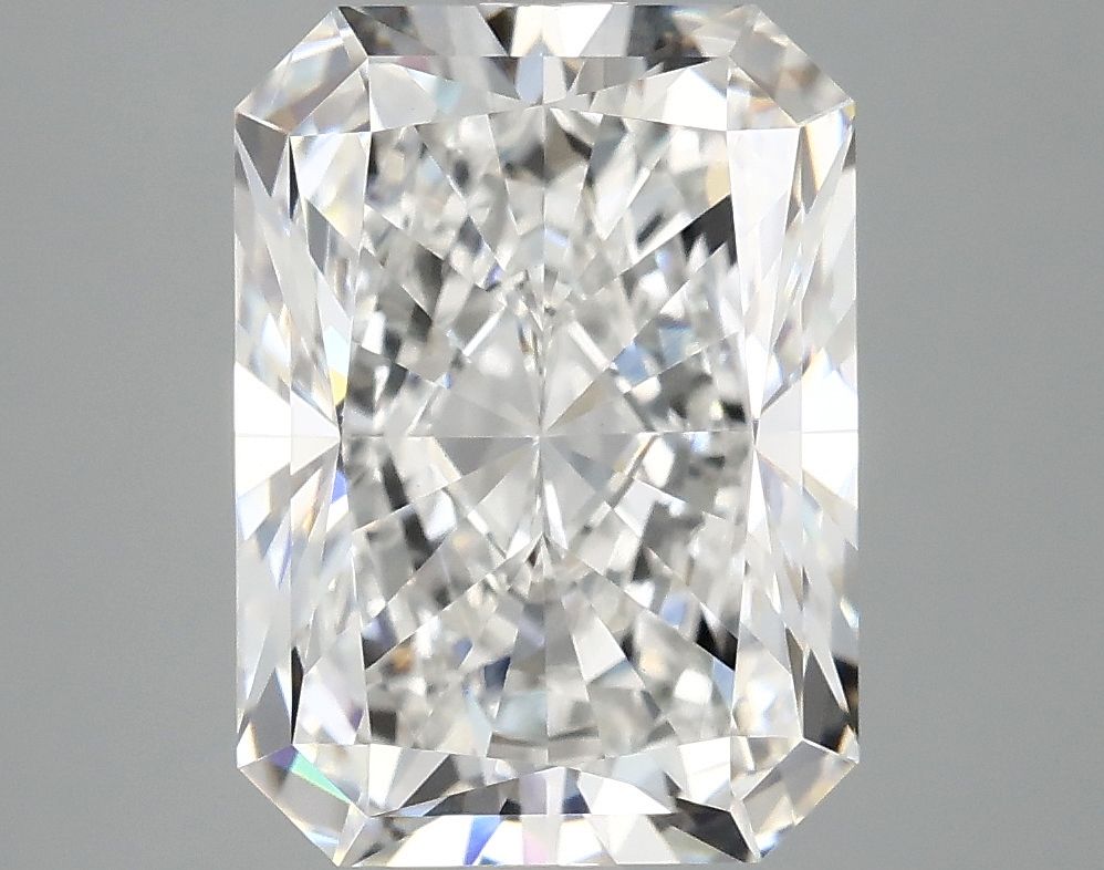 4.56 ct. radiant Lab Grown Diamond front image