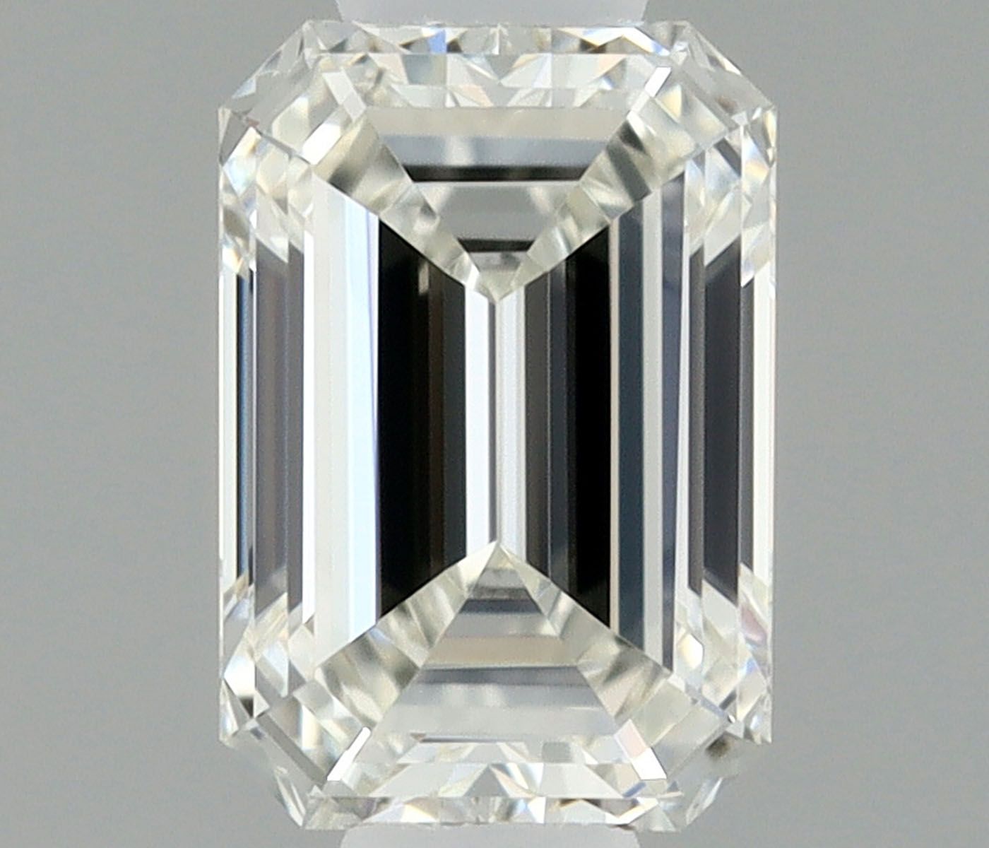 0.35 ct Emerald Diamond