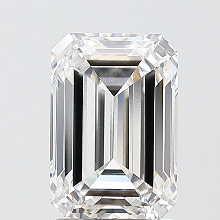 2.57 ct Emerald diamond
