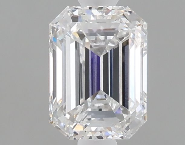 1.02 ct. emerald Lab Grown Diamond front image