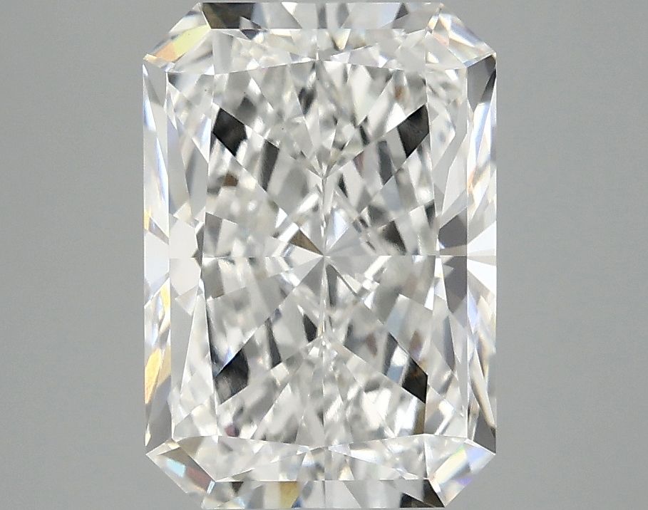 3.27 ct. radiant Lab Grown Diamond front image