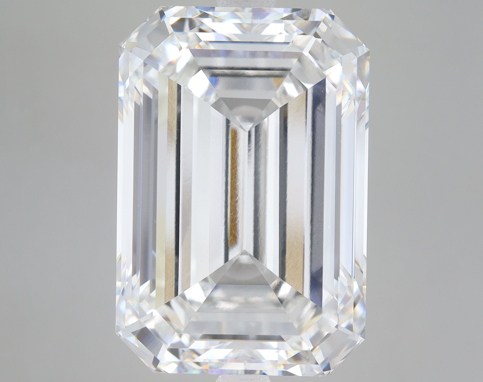 20.67 ct. emerald Lab Grown Diamond front image