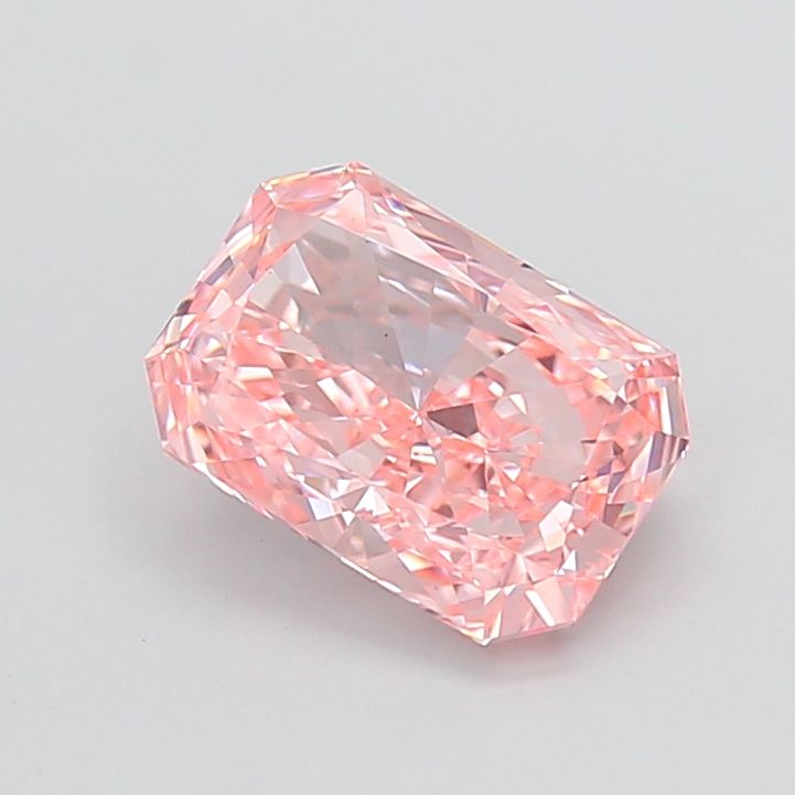 3.31 ct Radiant diamond