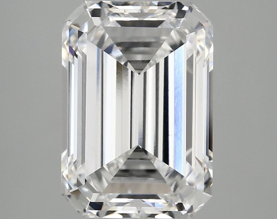 4.07 ct. emerald Lab Grown Diamond front image