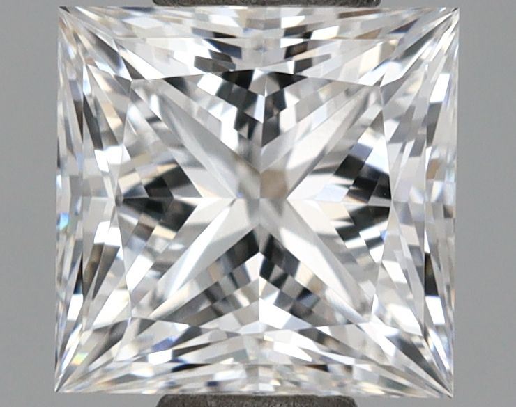 1.04 ct lab-grown Princess Diamond