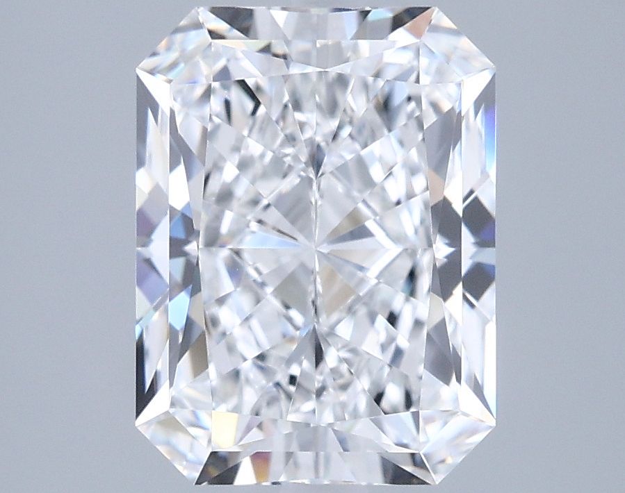 2.59 ct. radiant Lab Grown Diamond front image