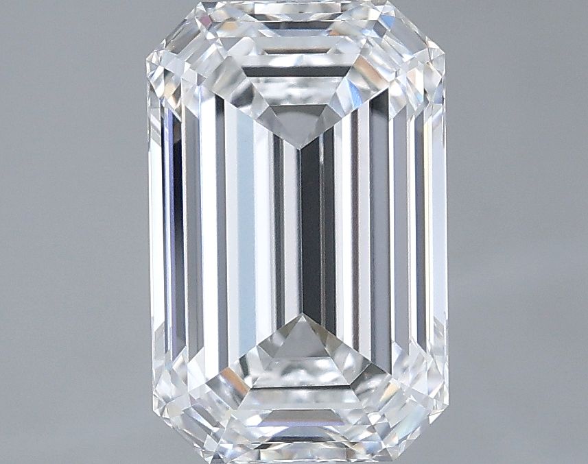 2.87 ct. emerald Lab Grown Diamond front image