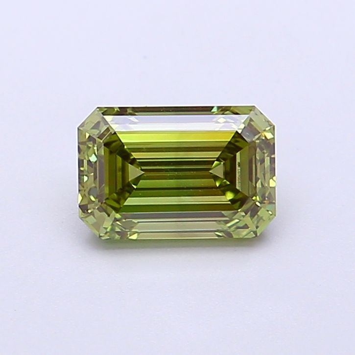 1.06 ct Emerald diamond