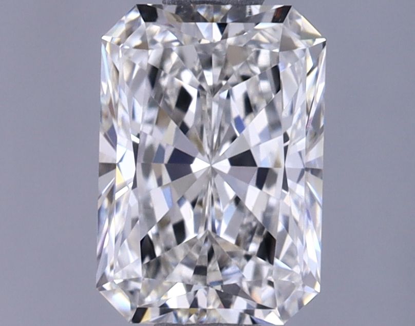1.05 ct lab-grown Radiant Diamond