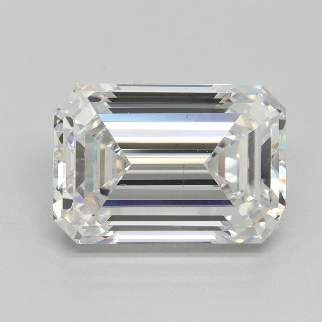 4.15 ct. emerald Lab Grown Diamond front image
