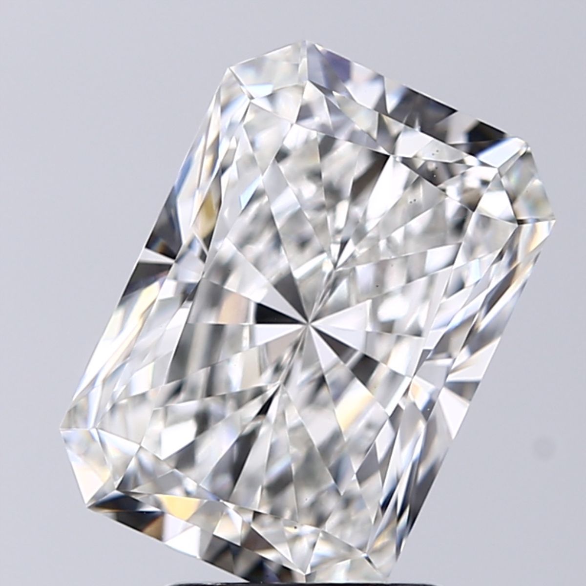 3.02 ct Radiant diamond