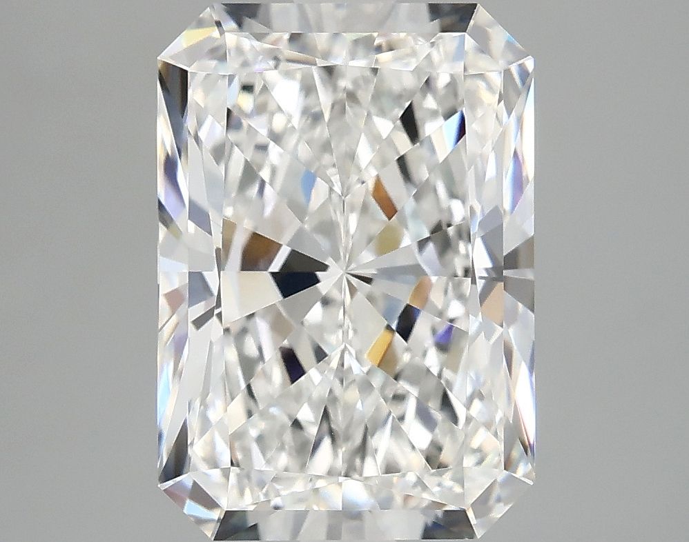 4.13 ct. radiant Lab Grown Diamond front image